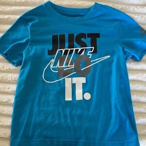 Boys Nike t-shirt